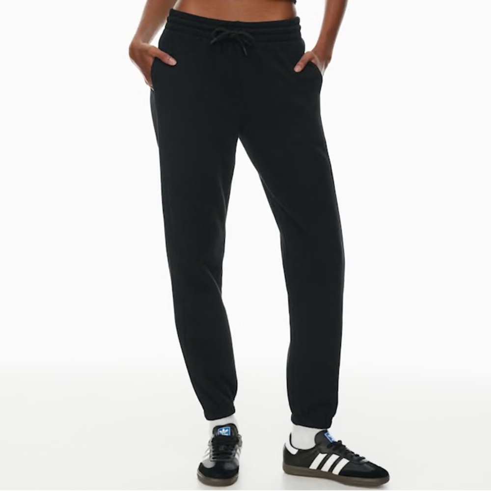 Aritzia TNA Cozy Fleece Boyfriend Black Sweatpant - Sz M